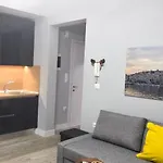 Kyana Luxury Kva Ii Apartament