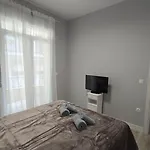Kyana Luxury Kva Ii