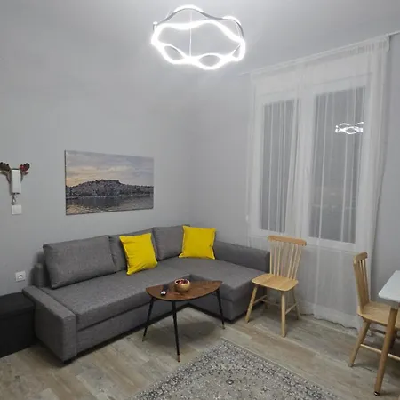 Kyana Luxury Kva Ii דירה
