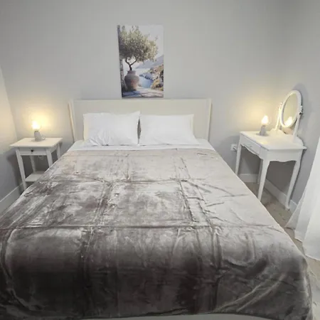 Kyana Luxury Kva Ii דירה *
