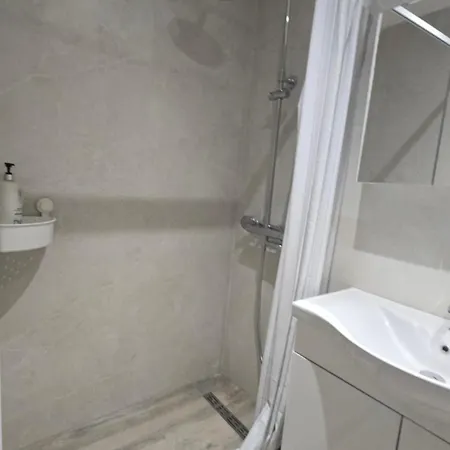 דירה Kyana Luxury Kva Ii קאבאלה