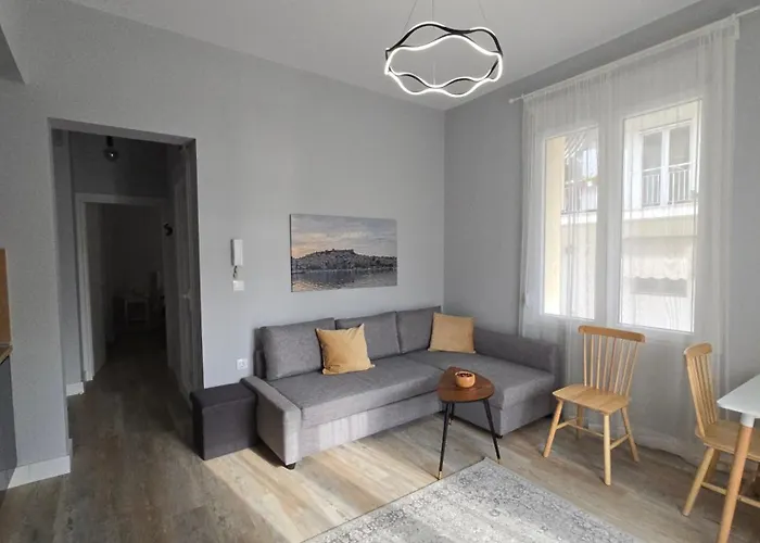 Kyana Luxury Kva Ii Апартаменты