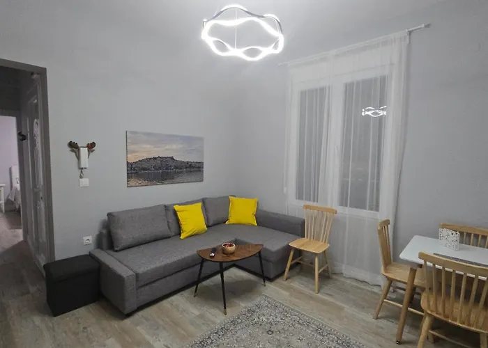 Kyana Luxury Kva Ii Апартаменты