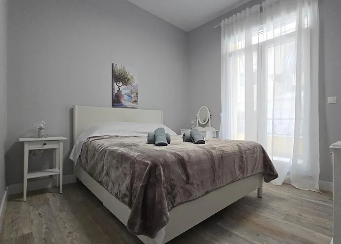 Kyana Luxury Kva Ii Кавала